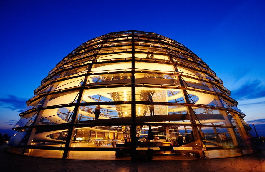 reichstag_dome_by_rh89